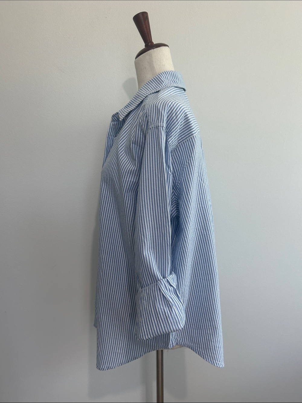 Julia Amory The Carolyn Shirt Striped Ciel Size Large EUC - Picture 3 of 6